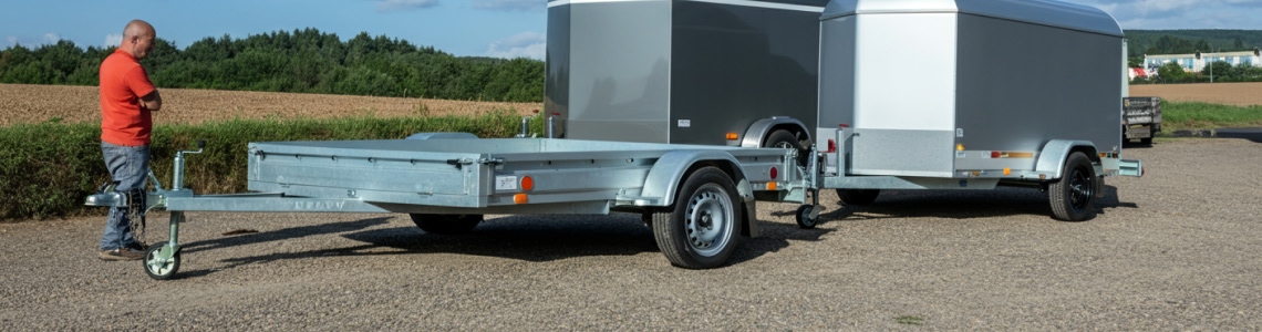 What to check before towing a trailer long-distance