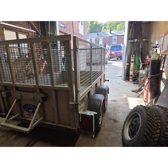 Meredith & Eyre 8' X 5' Goods trailer in good used condition