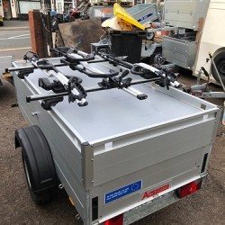 Anssems GT750-201 Hard Top with 3 Thule Bike Racks