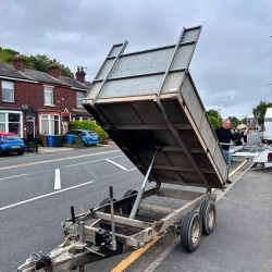 8' X 5' Tipping Trailer 2000 kg Gross Weight