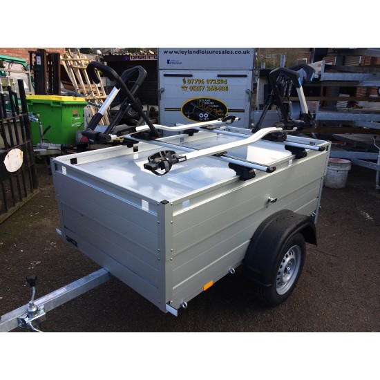 Anssems GT500-181-HT With 2 Bike Racks